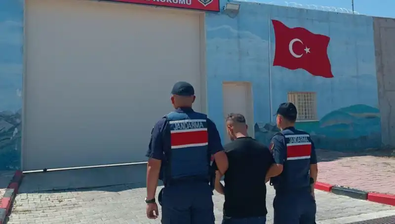 Afyon’da Suç Başına Düşen 9 Kişi Yakalandı: Operasyonun Detayları Açıklandı