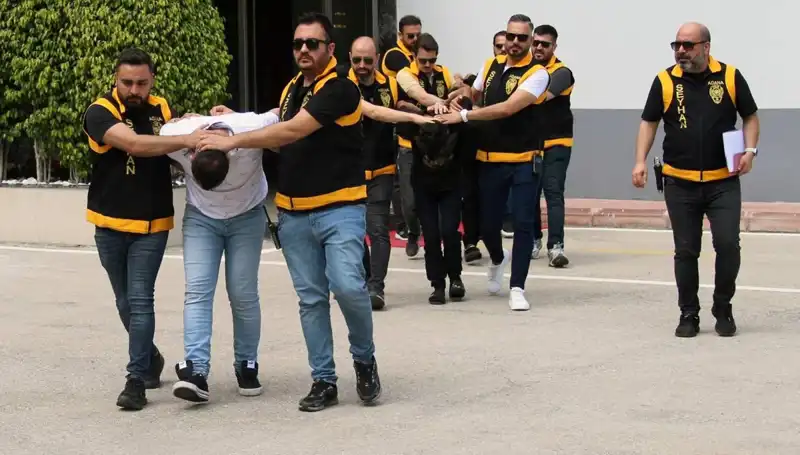 İş İnsanı Sevgili Tuzağına Düşerek Hem Darp Edildi Hem Kandırıldı!