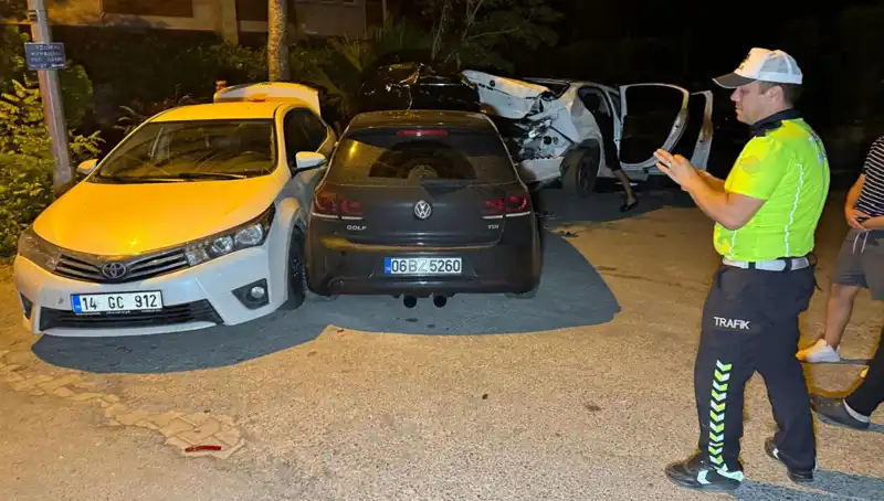 Alkollü Sürücü Faciaya Neden Oldu: Üç Araç Birden Zarara Uğradı!