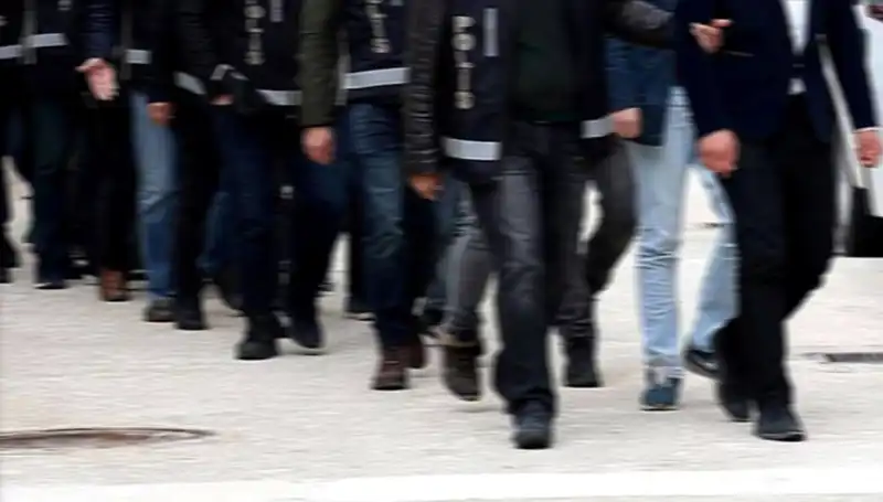 Kadın Profilinin Arkasında Yatan Tehlike: "Balkız" Tuzağıyla Gasp Eden Çeteler