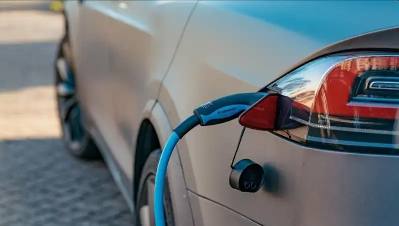 Elektrikli Araç Satışları Düşüyor: Tüketicilerin Nedenleri Neler?