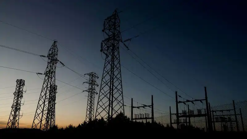 İzmir’de Beklenmedik Elektrik Kesintileri: Ciddi Sorunlar mı Baş Gösteriyor?