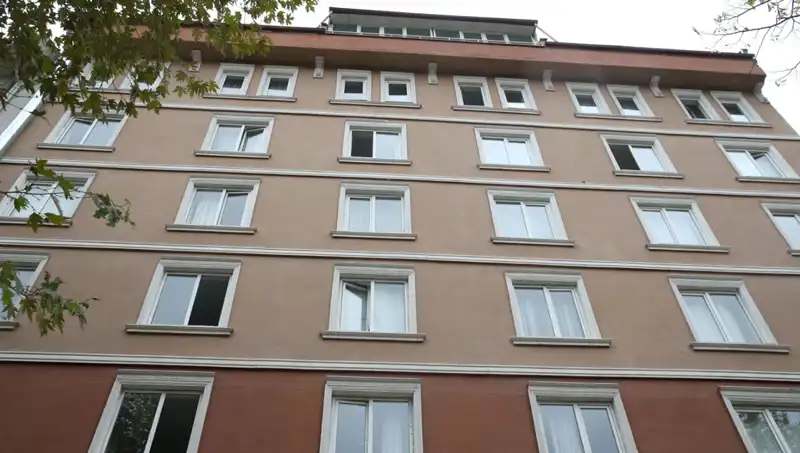 Kastamonu’da Otel Penceresinden Düşen Kadın Feci Şekilde Hayatını Kaybetti