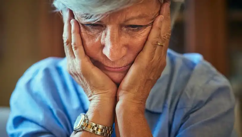 40'lı Yaşlarında Alzheimer Tanısı: Stresin Gizli Etkileri Neler?