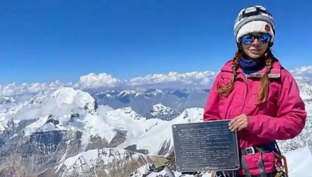 Kırık Bacakla Zirveye Çıkmaya Çalışan Dağcıya İki Haftadır Ulaşılamıyor