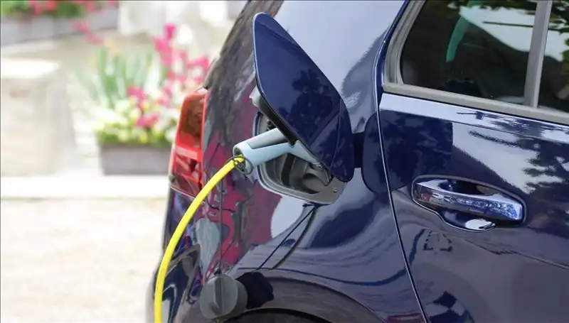 Tesla'nın Rekorunu Kıracak Yeni Elektrikli Araç: 1500 Kilometre Menzil