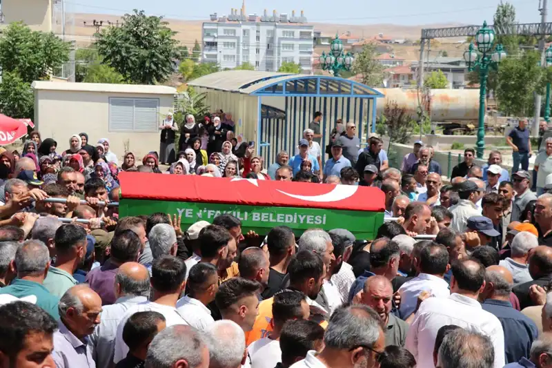 MHP'li Belediye Başkanı, Son Yolculuğuna Dualarla Uğurlandı