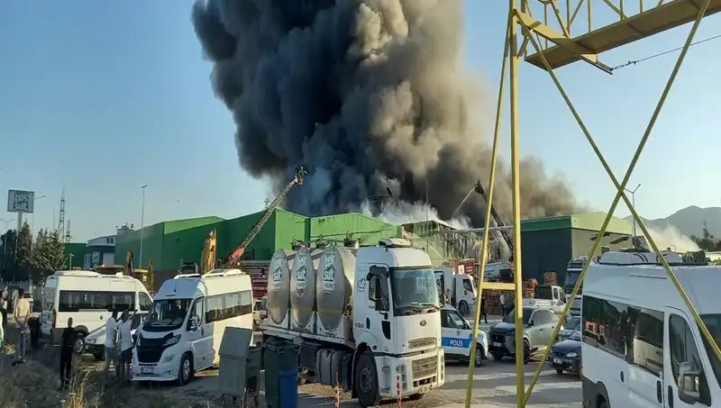 Gönen’de Fabrika Yangını: Korkutan Olayın Ardındaki Gerçekler Neler?