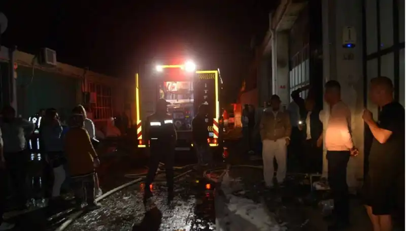 Gözlük Fabrikasında Çıkan Yangın, Hızla Kontrol Altına Alındı