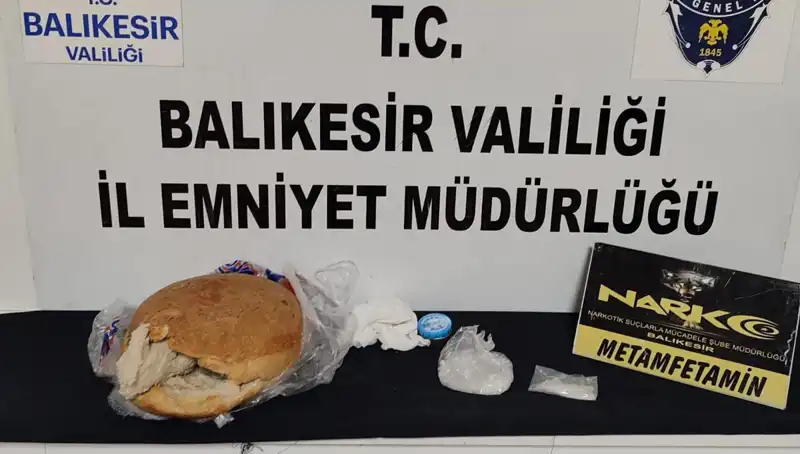 Ekmeğin İçinde Uyuşturucu Taşıyanlara Büyük Operasyon: 5 Gözaltı