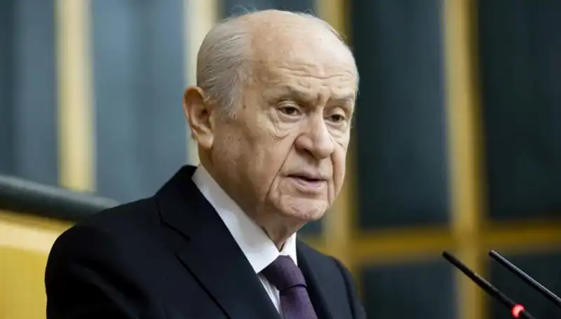 MHP Lideri Bahçeli'den Sert Mesaj: Belediye Başkanları Yargılanmalı
