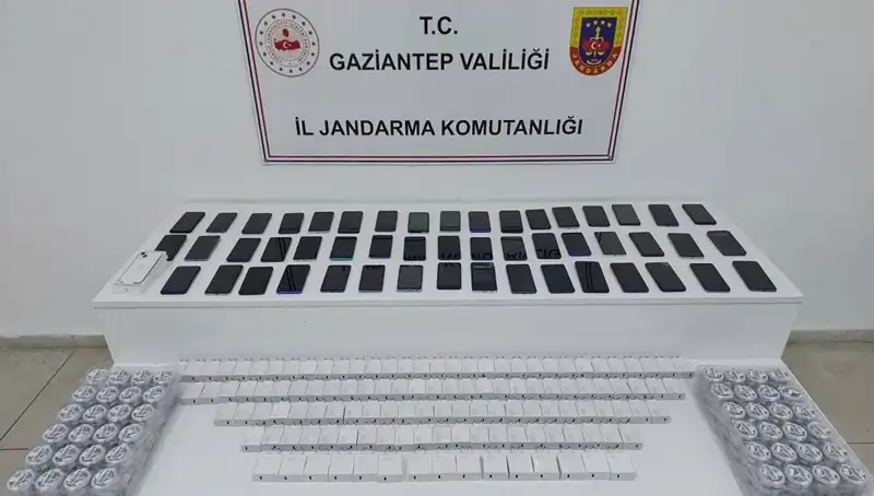 Gaziantep'te 1,3 Milyon TL'lik Kaçak Telefon Operasyonu: Olayın Ayrıntıları