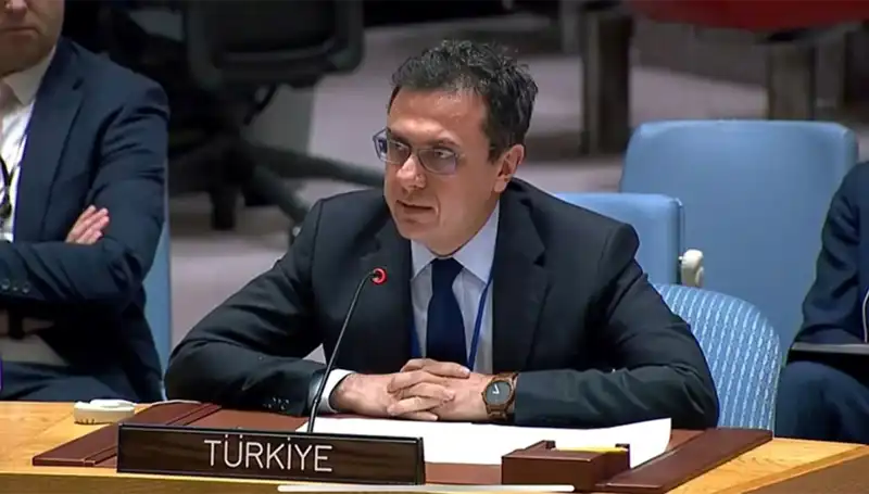 Keçeli’den Çarpıcı Açıklama: İsrail’in Suriye Hava Saldırılarına Son Vermesi Gerekiyor
