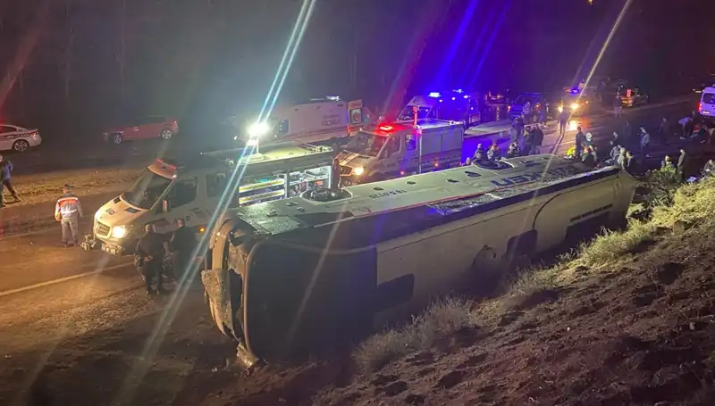 İşçi Servisi Şarampole Devrildi: 23 Kişi Yaralandı, Olayın Ayrıntıları İfşa Edildi