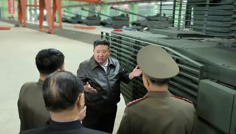 Kuzey Kore Lideri Kim Jong-un'dan Modern Savaş İçin Üretim Çağrısı!