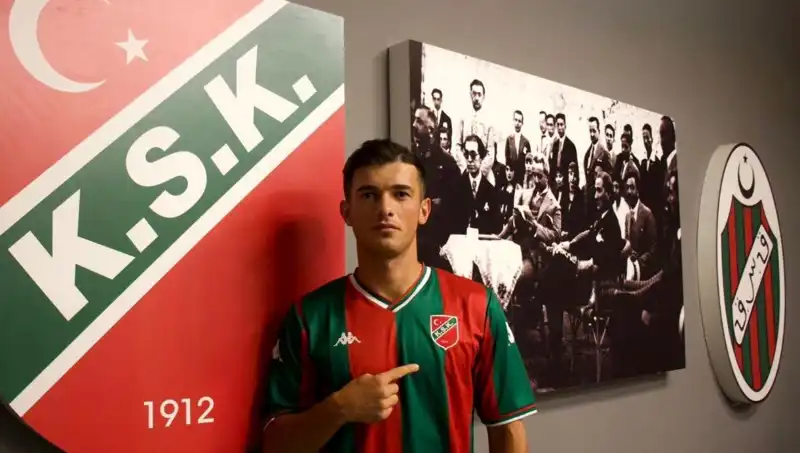 Karşıyaka'da Transfer Hareketliliği: Yeni İsimler Geliyor