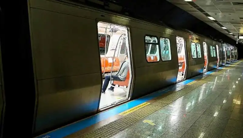 İstanbul’da Metro Duraklarının Kapatılması: Yolcuları Neler Bekliyor?