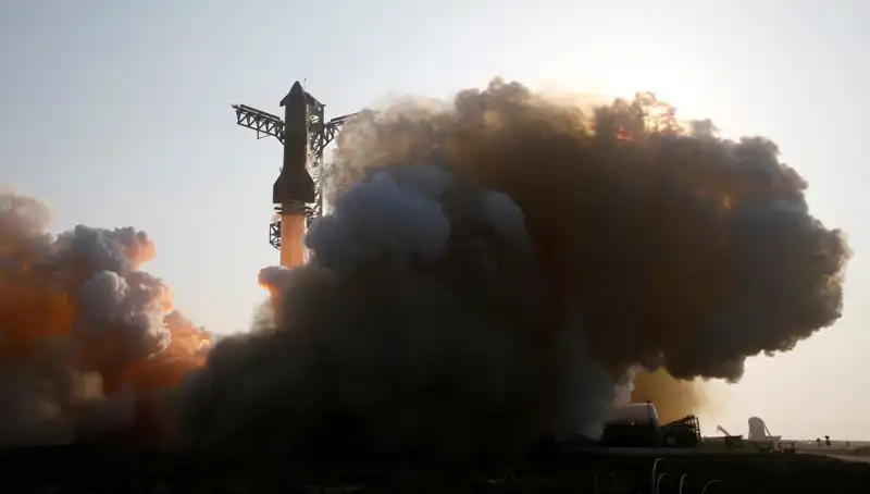 Starship 9'uncu Kez Test Edildi: Kontrolden Çıkan Güçlü Roketin Sırları