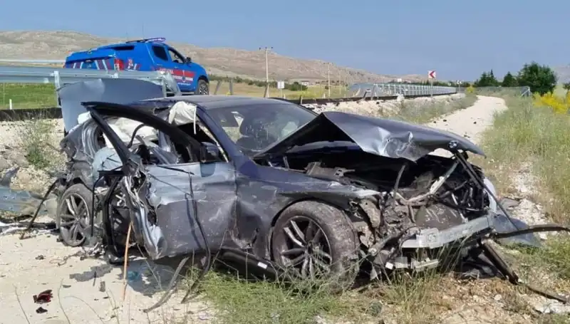 Sivas’ta Trafik Kazaları Ardısıra Meydana Geldi: 9 Yaralı Açıklandı