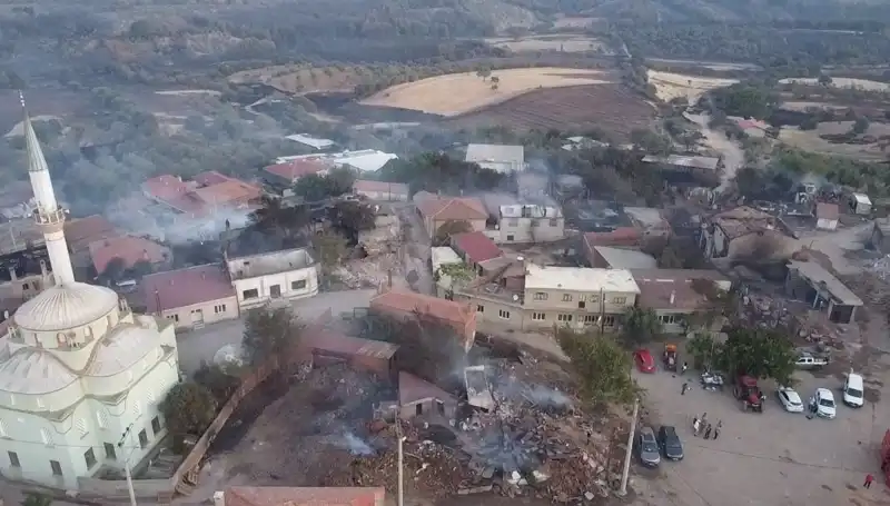 Çanakkale'de Orman Yangını: Havadan Görüntülerle Kayıp Alanlar Ortaya Çıktı